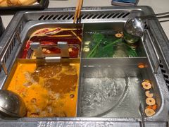 -海底捞火锅(高新万达店)