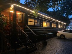 -火车头法国西餐厅