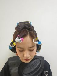 -一東造型烫发染发
