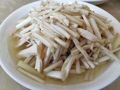-天乐农家鱼头王(天目湖店)