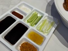 -小桃红·东北菜·春饼烤鸭(南阳湖街店)