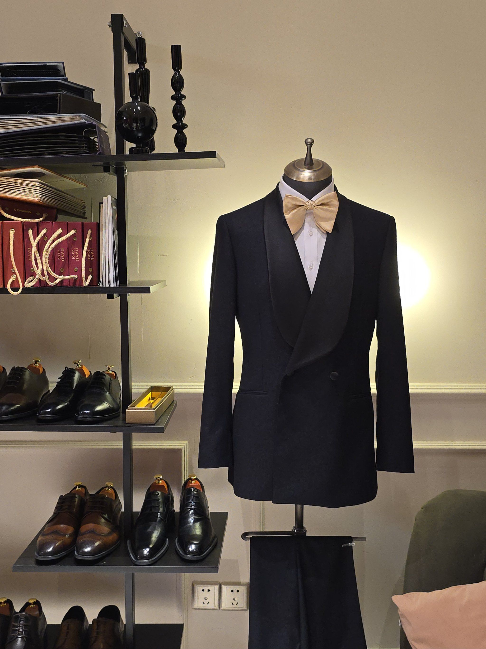 这家西服店帮我一箭换男友