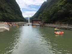 -重庆神龙峡漂流