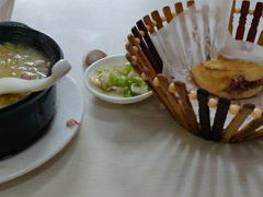 -闫家驴肉老店(华电一校店)