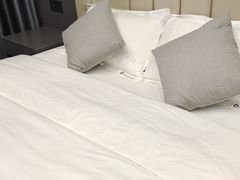 -猕猴电竞酒店(长沙五一广场店)