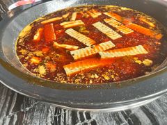 -老船舫·现做活鲜鱼馆(东郊记忆店)