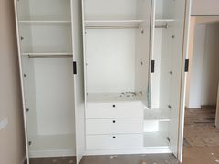 -佰丽爱家全屋定制(汶水店)