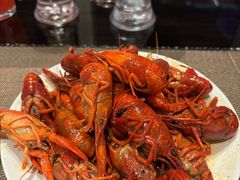 -大中华希尔顿酒店-念自助餐·嗨啤·小龙虾