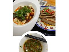 皮蛋豆腐-三里屯土灶炖公鸡地锅鸡(江东店)