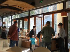 -Dough&Joe团憩(瑞虹天地月亮湾店)