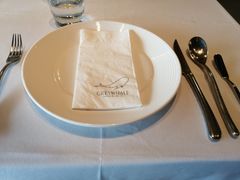 -GreyWhale灰鲸餐厅(武汉国际广场店)