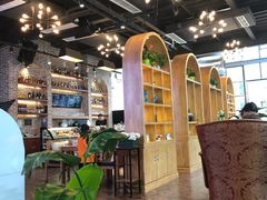 -桉树林A coffee 森林餐厅(三圣乡店)