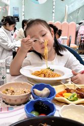 -奈尔宝家庭中心·亲子餐厅(华采天地店)