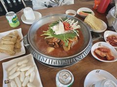 -喇喇排骨火锅·传统韩式脊骨汤(望京西园总店)