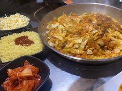 -山·烤辣鸡韩国料理(西溪路店)