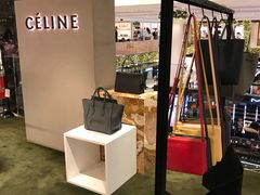 -文艺复兴百货(米兰大教堂广场店)