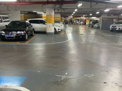 -日月光中心-停车场