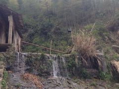 -仙山谷激浪漂流