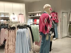 -H&M(天一广场店)