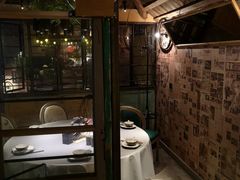 -临界音乐酒馆·小龙虾·江湖菜(华熙LIVE·鱼洞店)