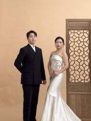 -雪中彩影婚纱摄影·微光艺术中心