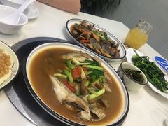 -鑫悦楼煎蟹·16年海鲜大排档