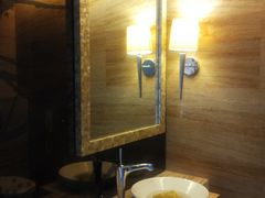 马桶间-北京朝阳悠唐皇冠假日酒店