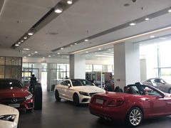 -浙江星杭奔驰4S店(海创园店)