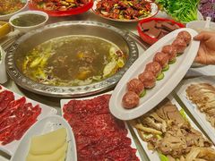 -乡土黄·鲜牛肉火锅·小龙虾(兴业街店)