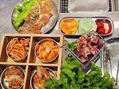 -马路牙子烧烤音乐酒馆(望京店)
