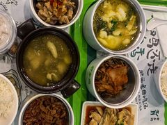 -老乡鸡(肥东店忠路润和尚品店)