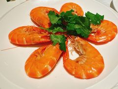 -醉辉皇上海之巅(上海中心大厦店)