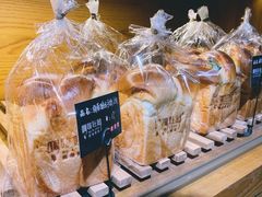 椰蓉醇奶手撕方包-啊噗吐呦现场烘焙(麦凯乐店)