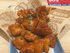 -魔都三兄弟酸辣粉·蘸卤炸串(虹桥万科店)