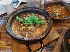 农夫牛肉-胡桃里音乐餐厅(陶溪川店)(川湘赣菜·世界百大酒庄直供红酒·音乐表演)