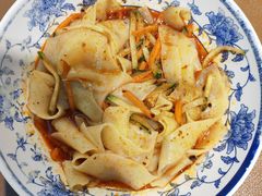 特色凉皮-金城尕娃牛肉面(钻汇广场店)