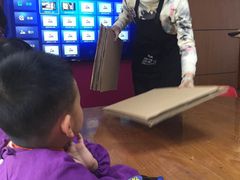-珊瑚海国际少儿美术中心