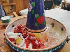 -毛辣果·贵州红酸汤牛肉火锅(西单店)