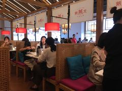 大堂-北院·果木烤鸭·25年东北菜(创意产业园店)
