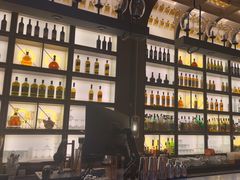 -洛缦音乐餐厅(工业展览馆万象城店)
