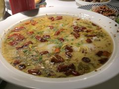 泡椒酸菜鱼-贝勒爷·酥不腻烤鸭