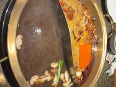 -小天鹅火锅·一线江景洪鼎旗舰店(洪崖洞店)