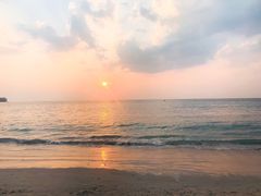-卡马拉海滩