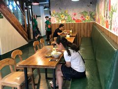 -兵哥豌豆面(雅颂居店)