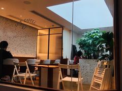 -Line 咖啡(石厦花园店)