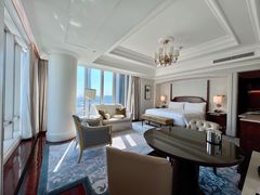 -广州富力丽思卡尔顿酒店