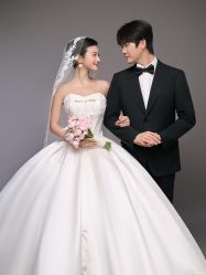 -雅云婚纱摄影工作室旗舰店