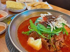 -喇喇排骨火锅·传统韩式脊骨汤(望京西园总店)