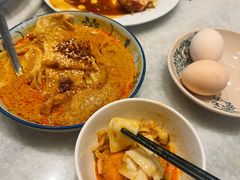 咖喱猪肠粉-何九海南茶店(鬼仔巷店)