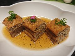 -LuOne凯德晶萃广场(徐家汇路店)